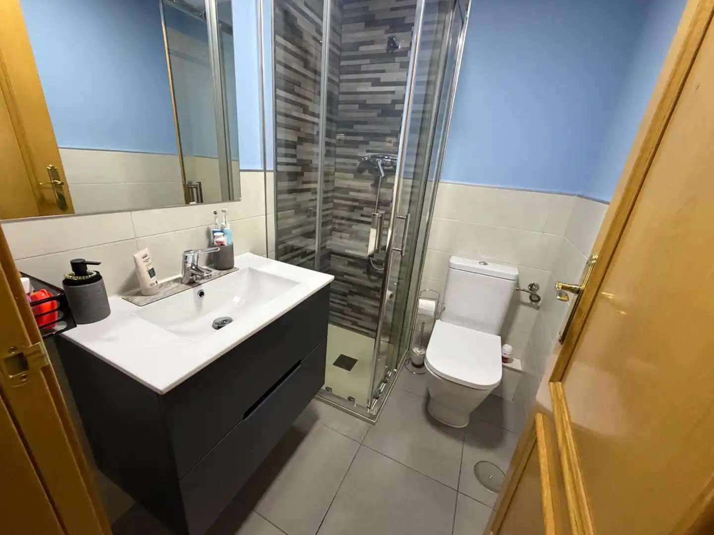 Baño de Piso en venta en Madrid con Aire acondicionado, Calefacción y Parquet