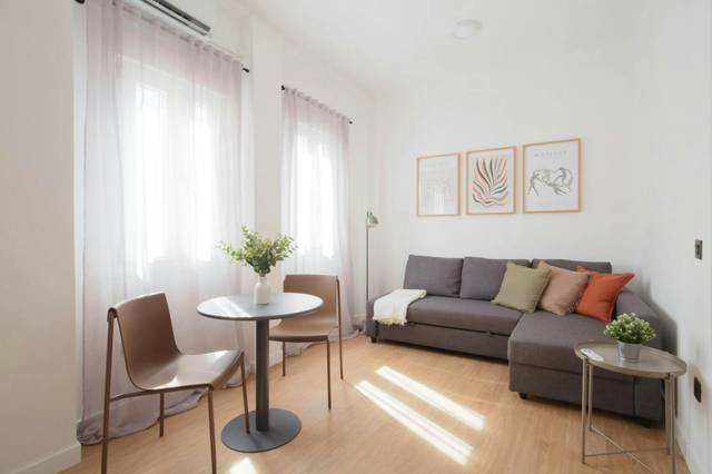 Piso en Alquiler en N/A en Embajadores - Lavapiés