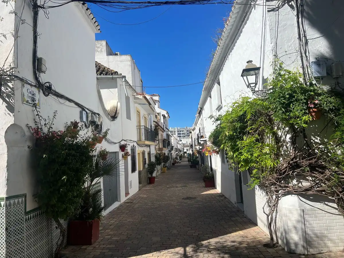Terraced house for sale in Estepona Pueblo