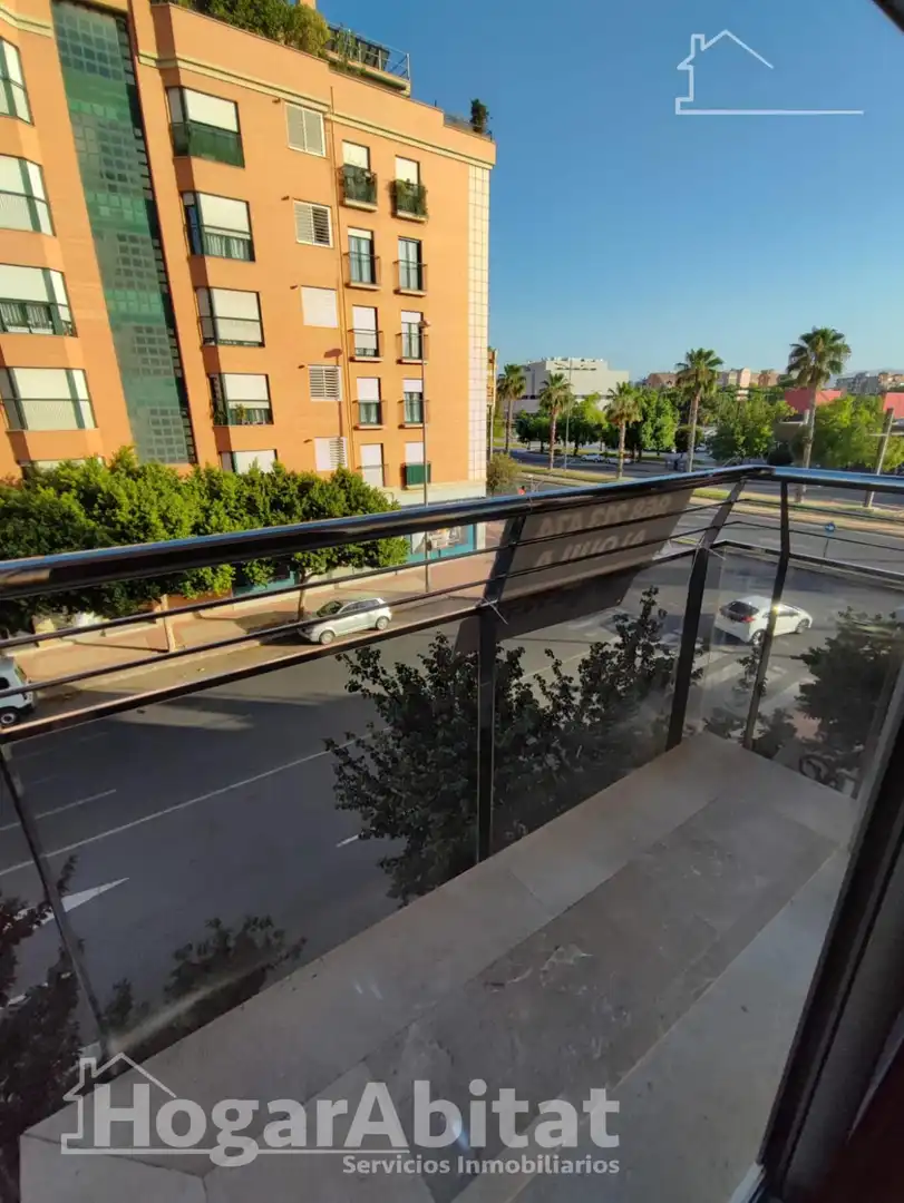 Terraza de Piso en venta en Murcia con Parquet y Balcón