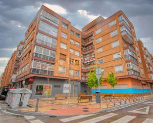 Vista exterior de Pis en venda en Valladolid Capital amb Aire condicionat, Calefacció i Terrassa