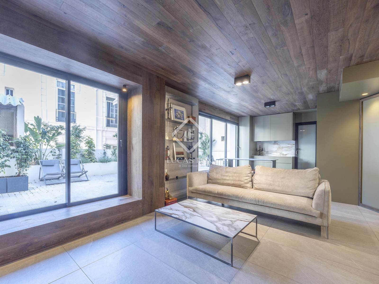 Living room of Office for sale in  Valencia Capital  with Air Conditioner, Heating and Terrace