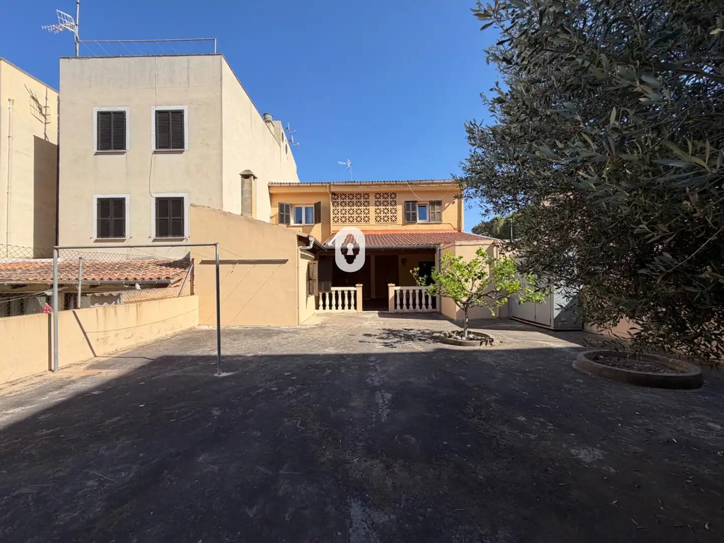Außenansicht von Einfamilien-Reihenhaus zum Verkauf in Son Servera mit Heizung, Privatgarten und Terrasse