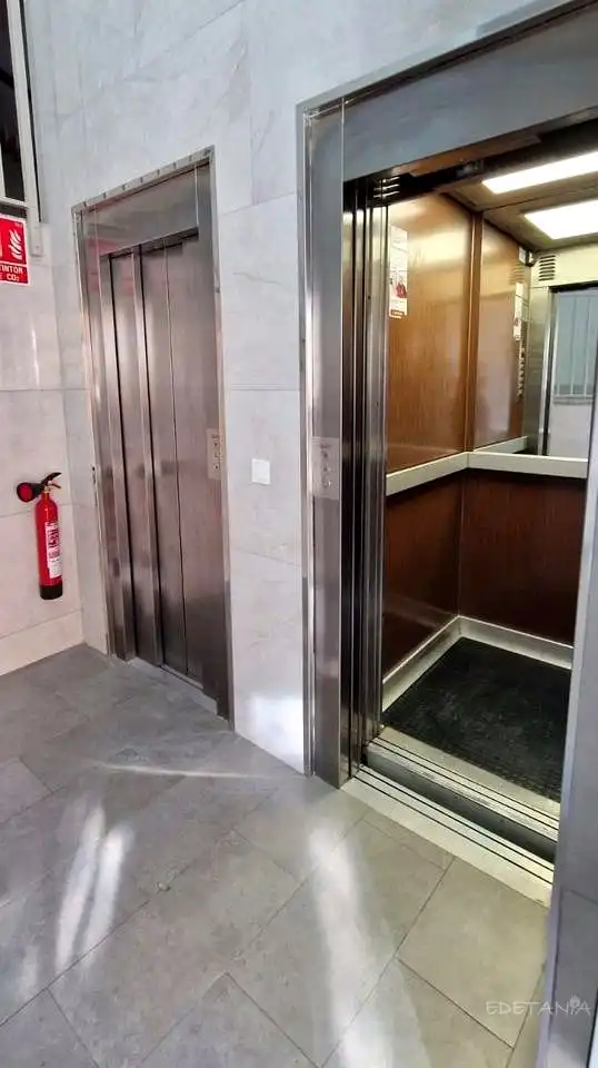 Piso en venta en Cronista Llorens I Raga, Moncada