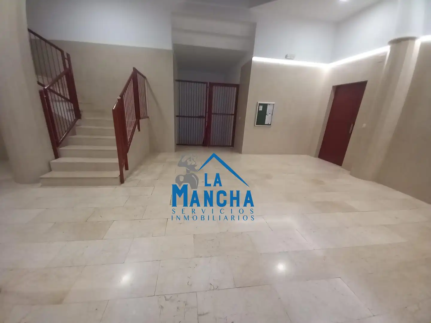 Appartamento con balcone in vendita a Hospital, imagen 2
