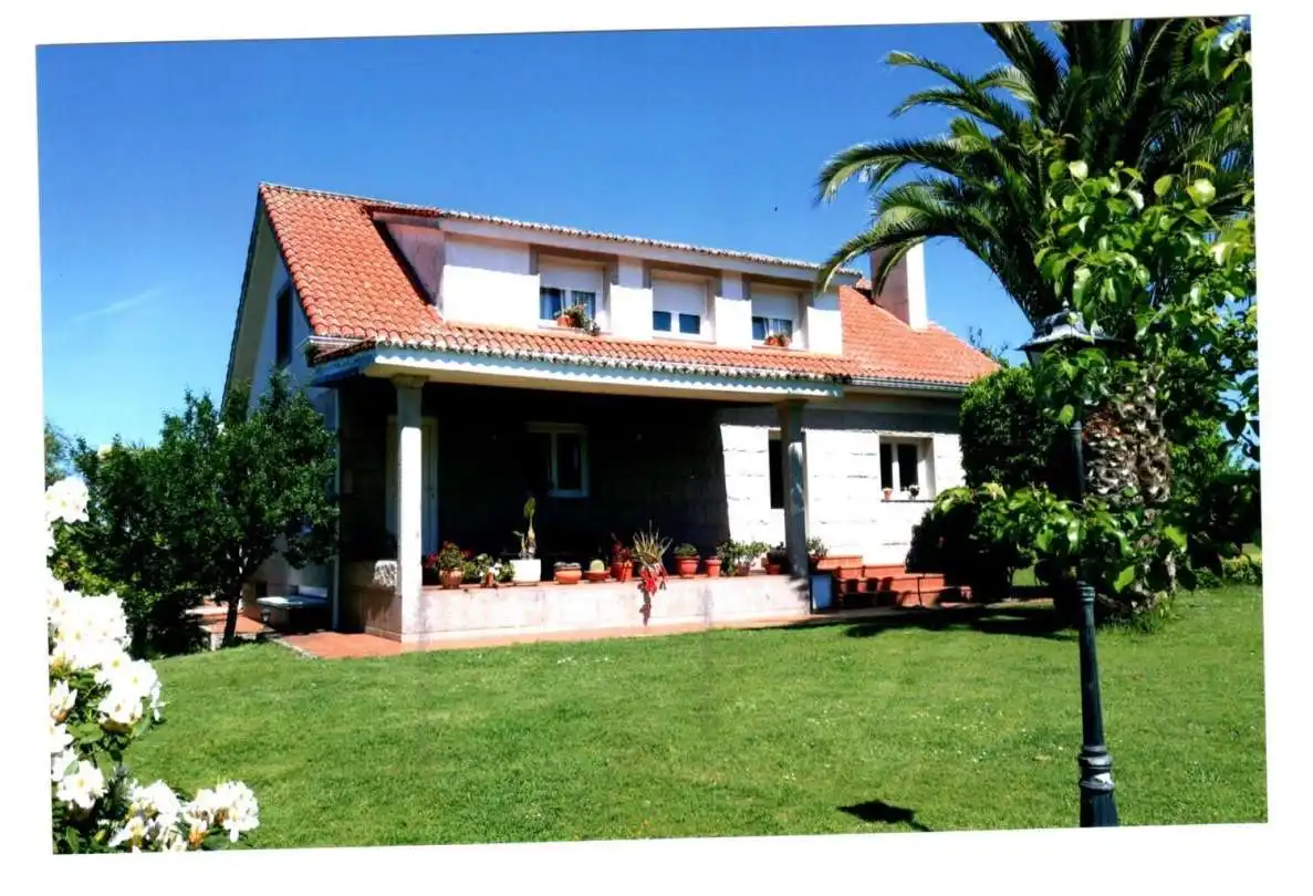 Vista exterior de Casa o chalet en venta en Boqueixón con Calefacción, Jardín privado y Terraza