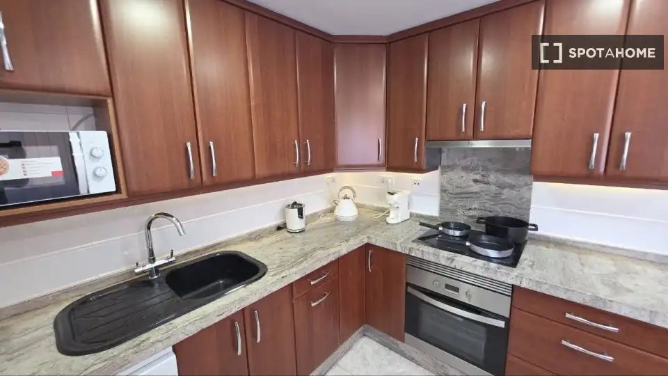 Cocina de Piso para compartir en Mutxamel con Aire acondicionado, Terraza y Amueblado