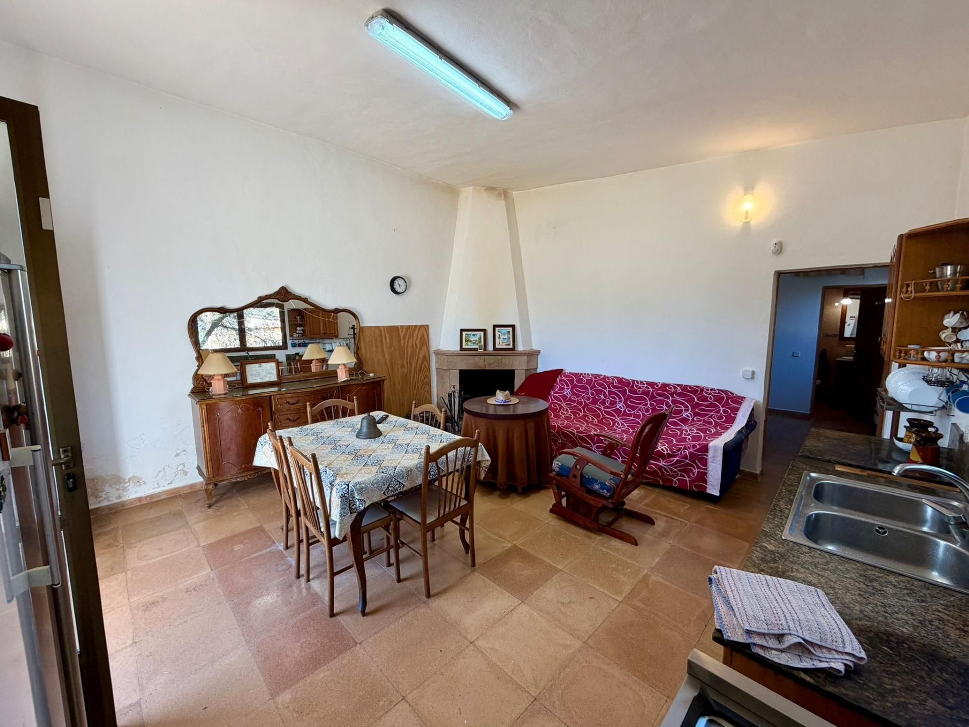 Sala de estar de Finca rústica en venta en Llucmajor con Jardín privado, Terraza y Alarma