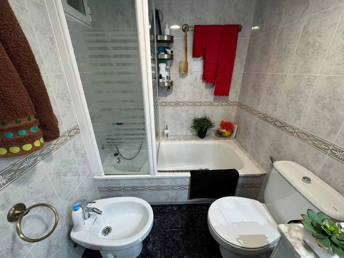 Bany de Apartament de lloguer en El Campello amb Aire condicionat, Calefacció i Moblat