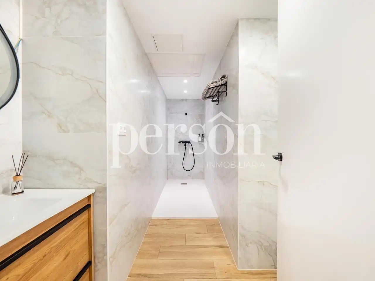 Baño de Estudio en venta en Valencia con Aire acondicionado y Amueblado