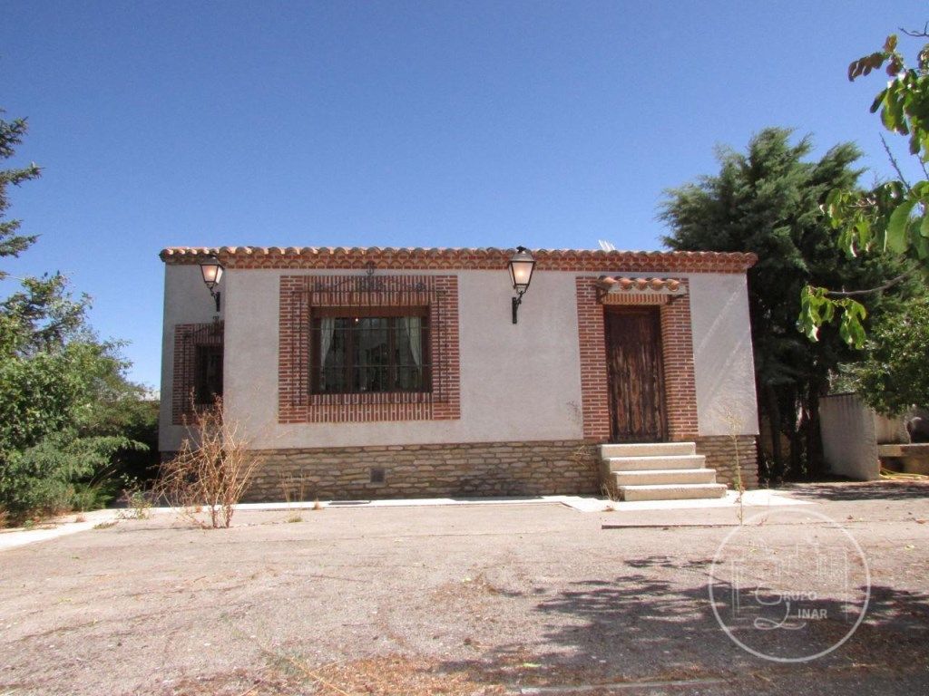 Exterior view of House or chalet for sale in Muñotello