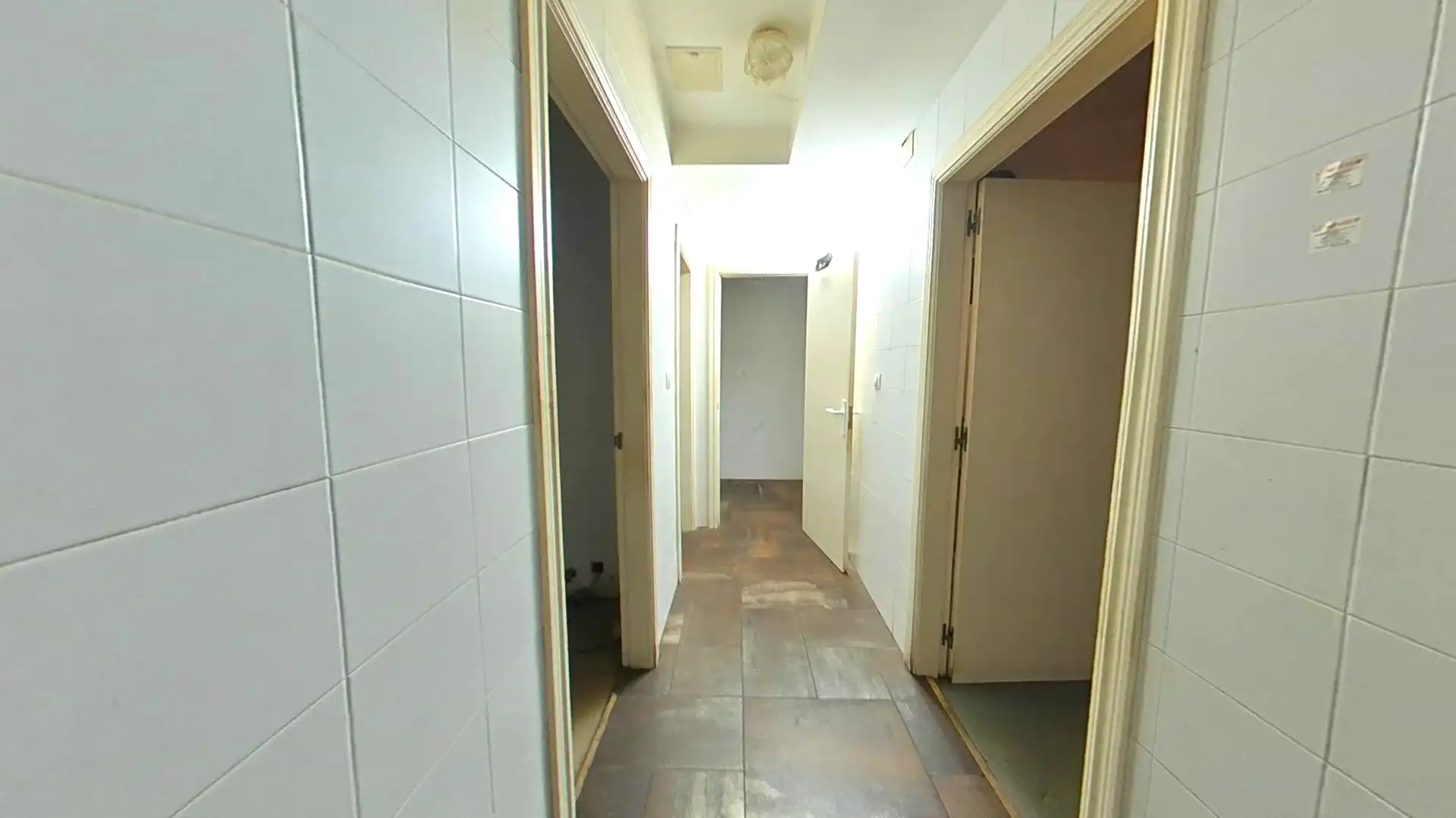 Local en venta en Pradoluengo