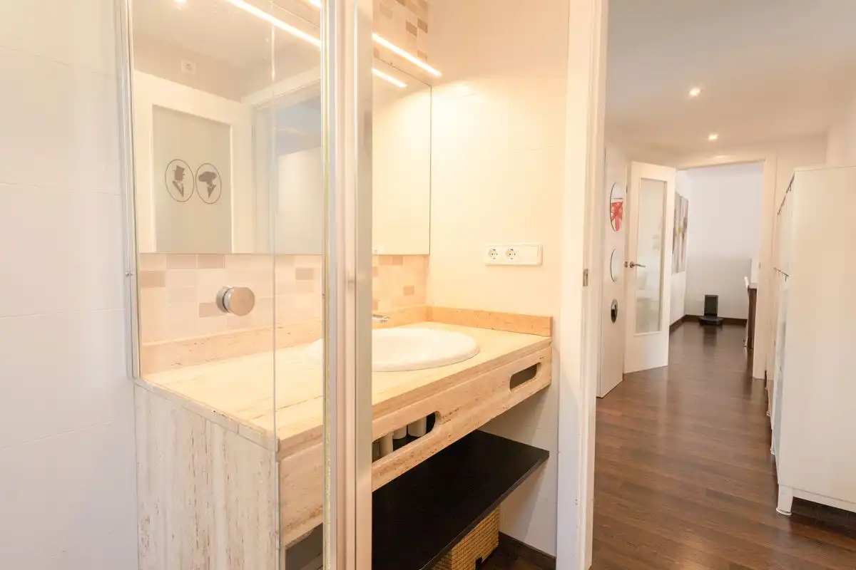 Baño de Piso en venta en Eivissa con Aire acondicionado, Calefacción y Terraza