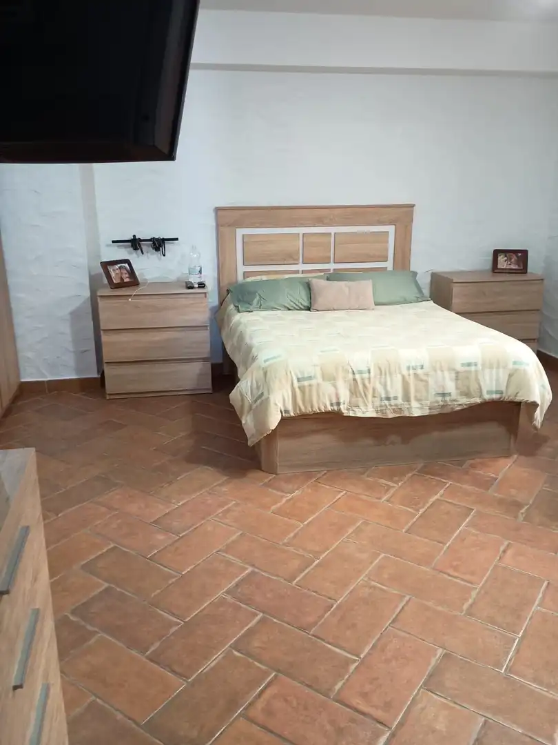 Dormitori de Casa adosada en venda en Algeciras amb Aire condicionat