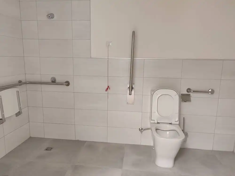Bathroom of Industrial buildings for rent in Azuqueca de Henares