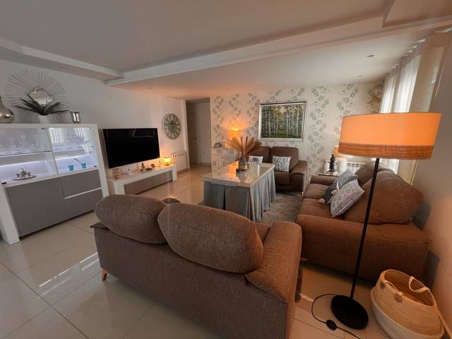 Casa adosada en Alquiler en Calle Tarramonta, 54 en Casco Histórico