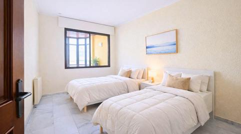 Photo 3 of Apartment for sale in  Ramon y Cajal, Playa Bajadilla - Puertos, Marbella