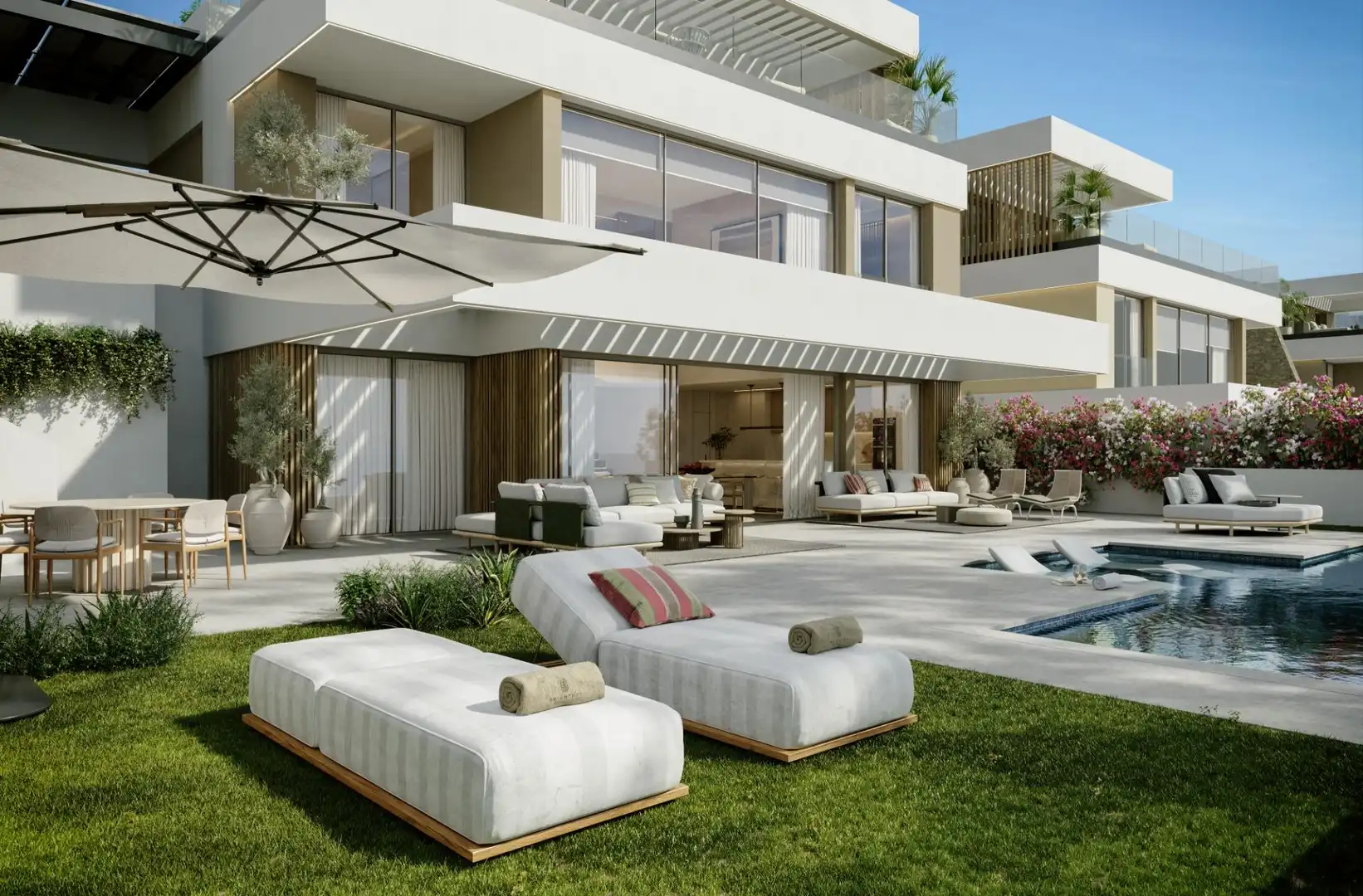 Chalet con piscina en venta en La Herradura, imagen 2