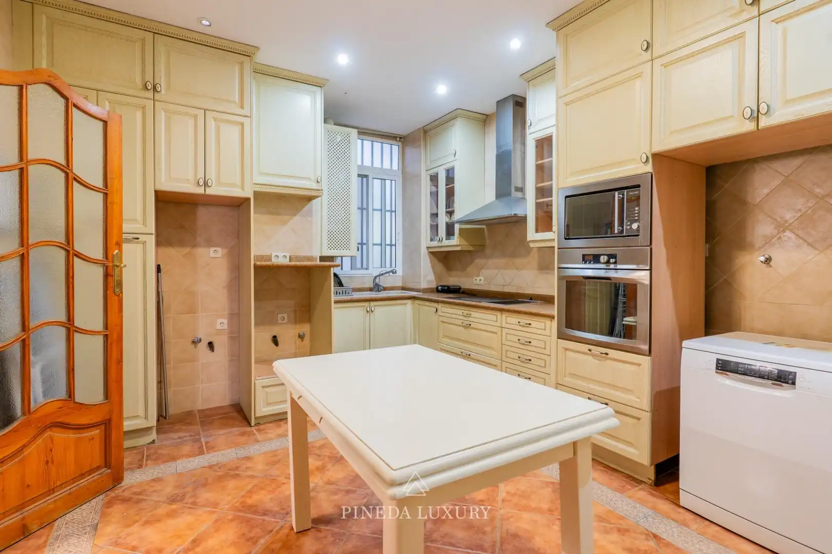 Küche von Wohnung zum Verkauf in Valencia mit Heizung und Balkon
