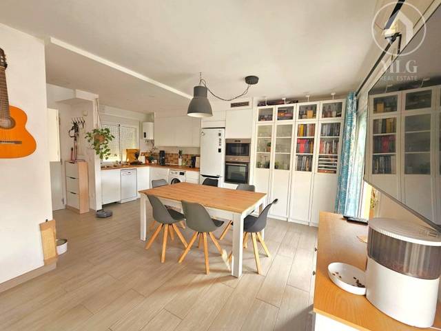 Dúplex en Venta en Carlos de Haya en Camino de Antequera