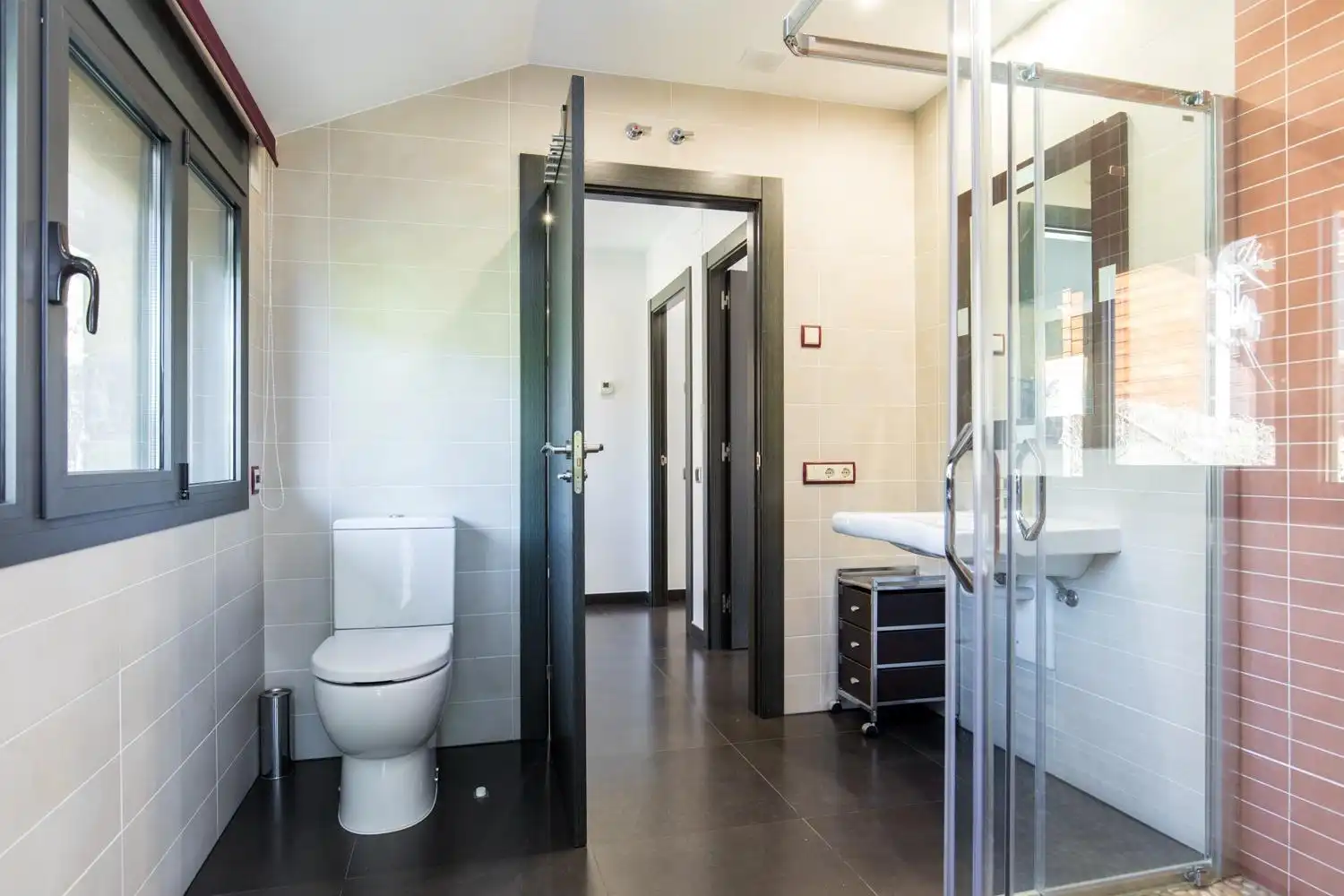 Baño de Casa o chalet en venta en Boltaña con Aire acondicionado, Calefacción y Jardín privado