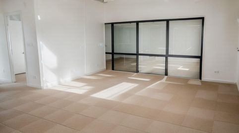 Foto 3 von Fabrikhallen zum Verkauf in de la Vegueria del Penedes, Santa Oliva, Tarragona