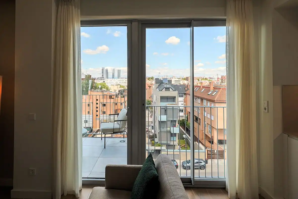 Piso con terraza en venta en C. de José Silva, imagen 16