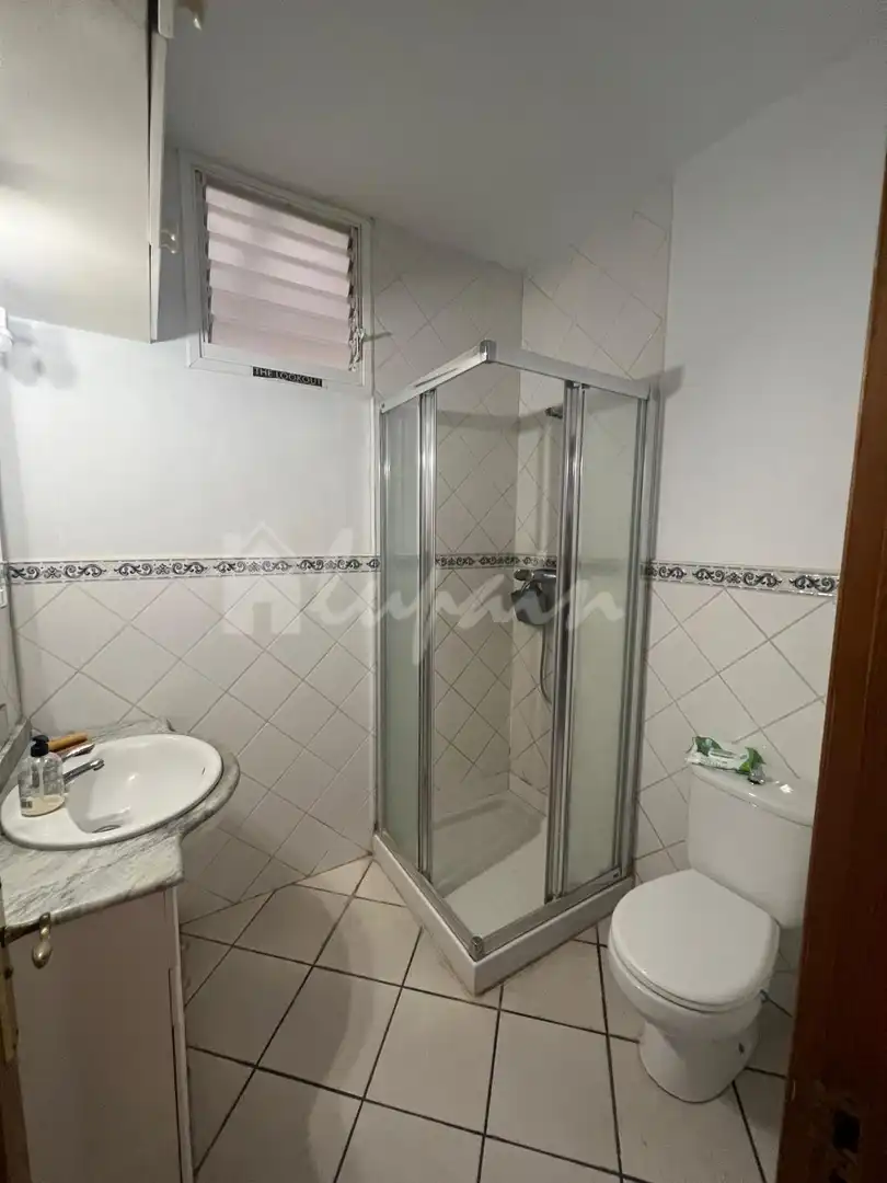 Bany de Apartament en venda en Arona