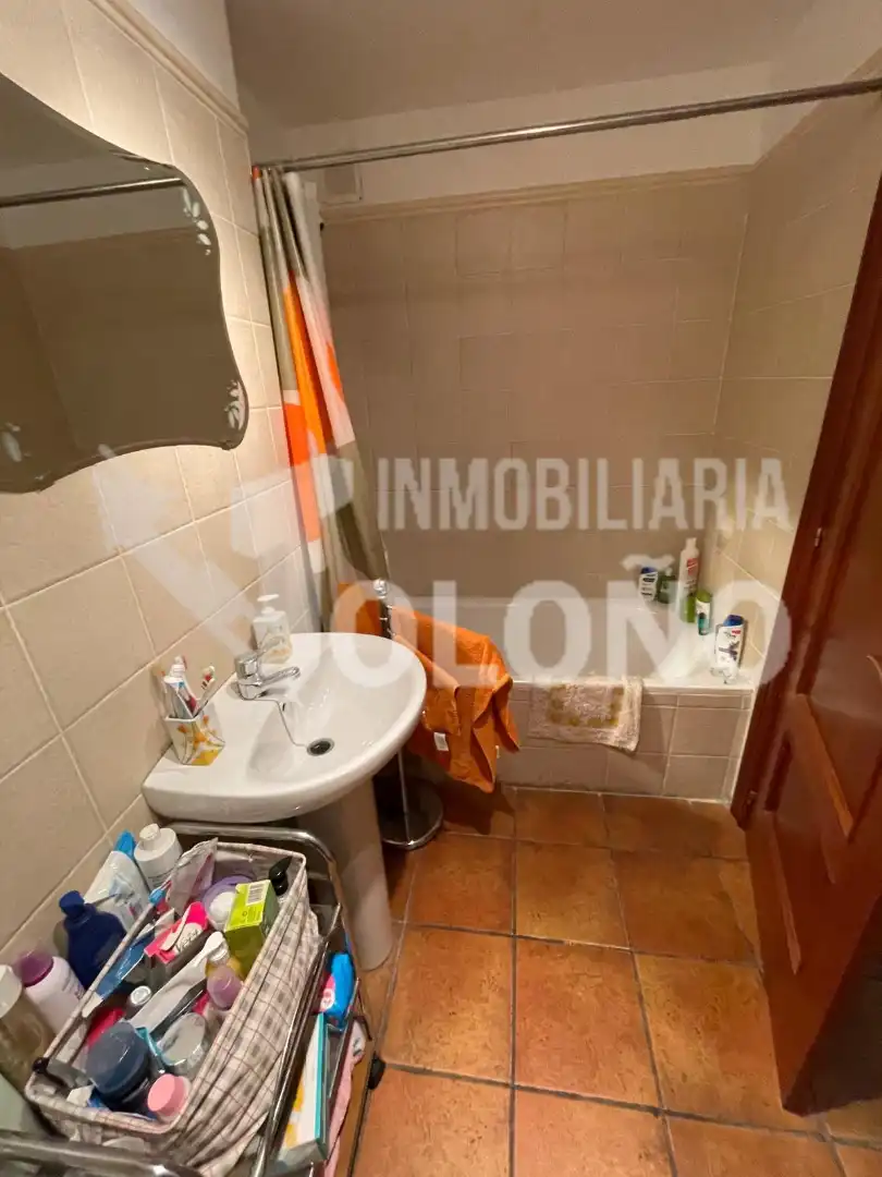 Baño de Apartamento en venta en Cihuri con Calefacción, Amueblado y Horno