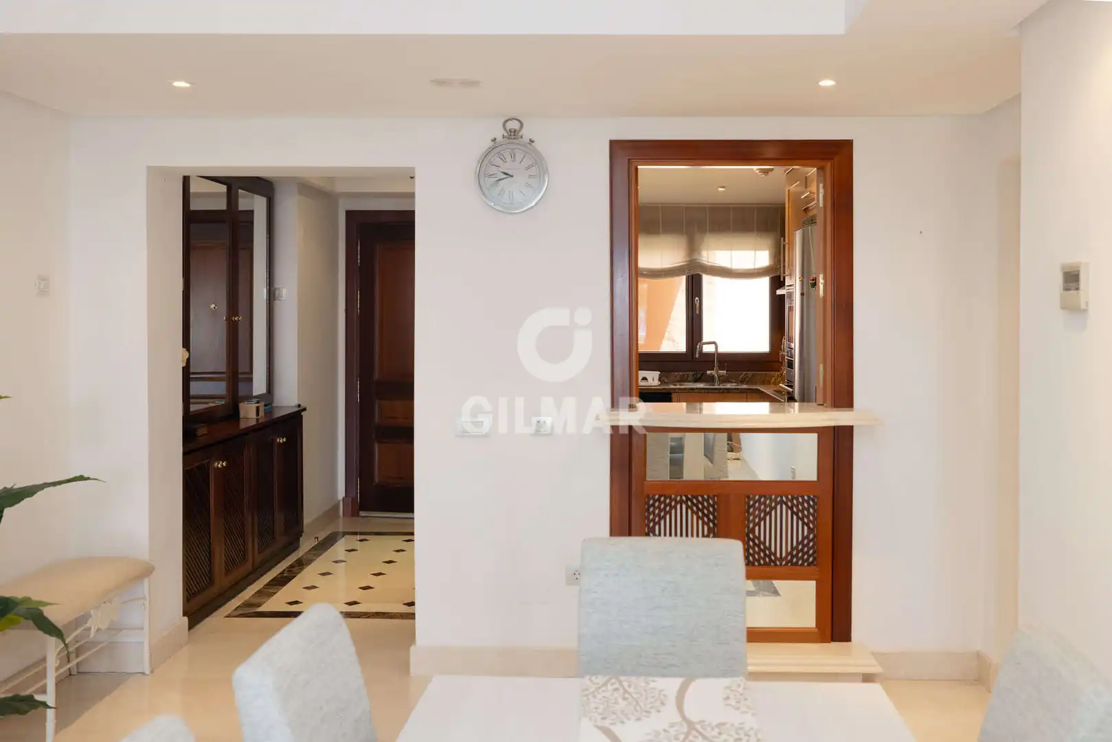 Comedor de Planta baja en venta en Estepona con Calefacción, Jardín privado y Trastero