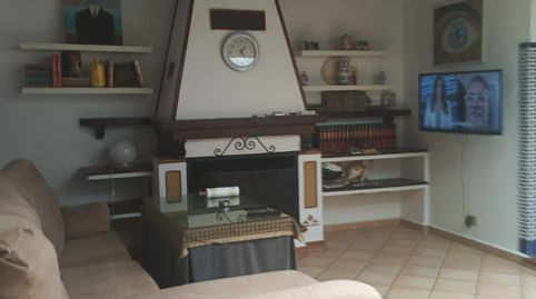 Foto 4 de Casa o xalet en venda a Calle Escultor Illanes, Umbrete, Sevilla