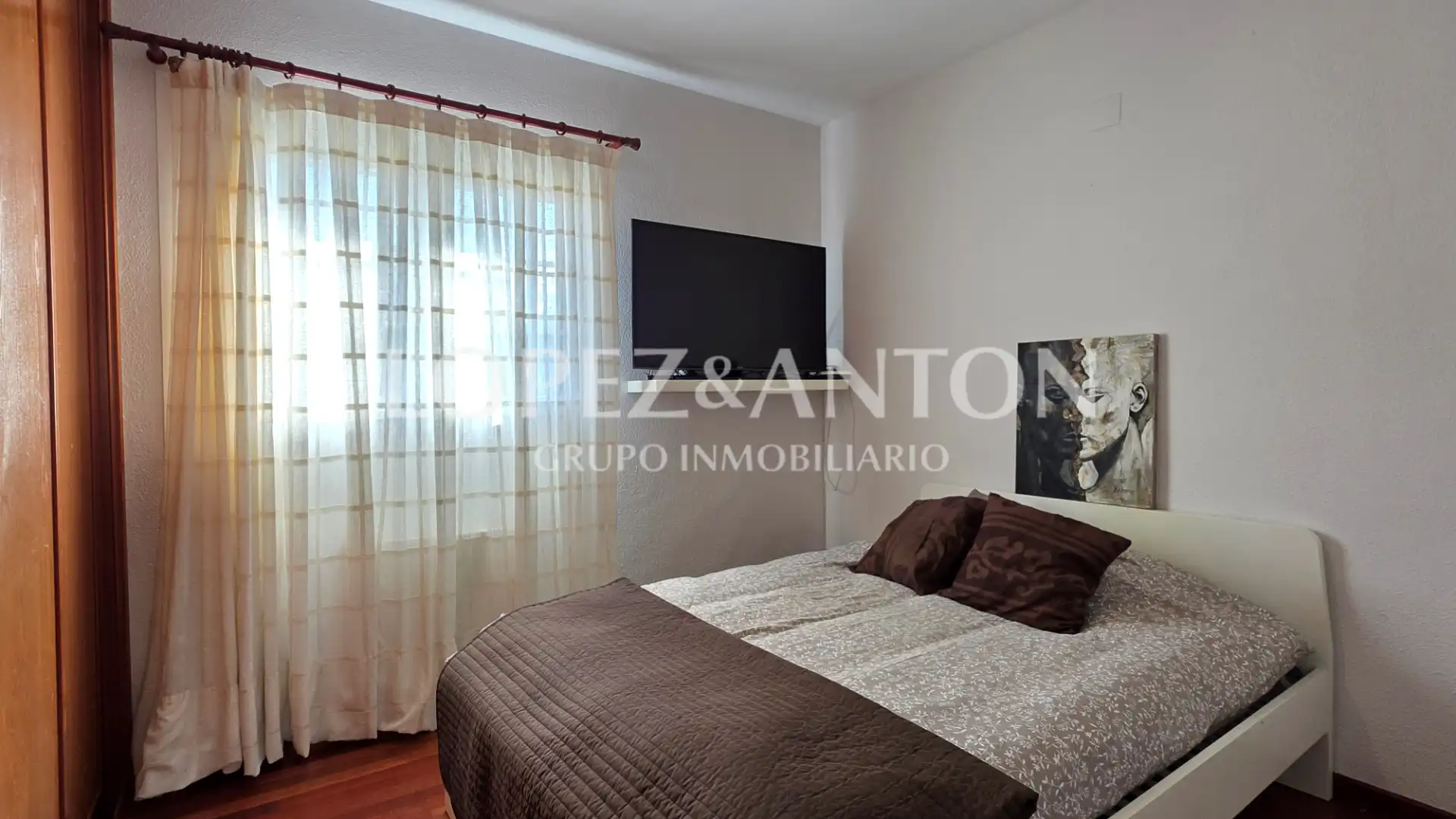 Habitación de Casa o chalet en venta en L'Eliana con Calefacción, Jardín privado y Parquet