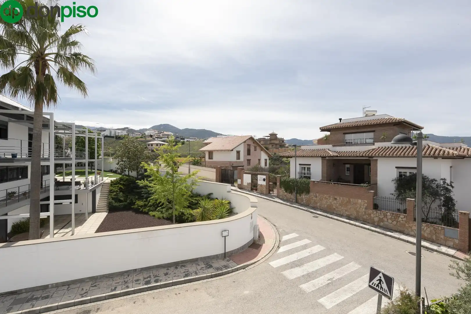 Houses for sale in Calle Cúllar Vega, Altos de la Zubia