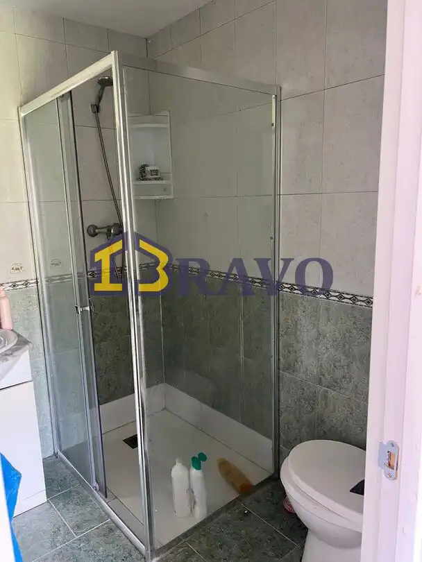 Baño de Casa o chalet en venta en Merindad de Cuesta-Urria con Jardín privado, Piscina y Amueblado