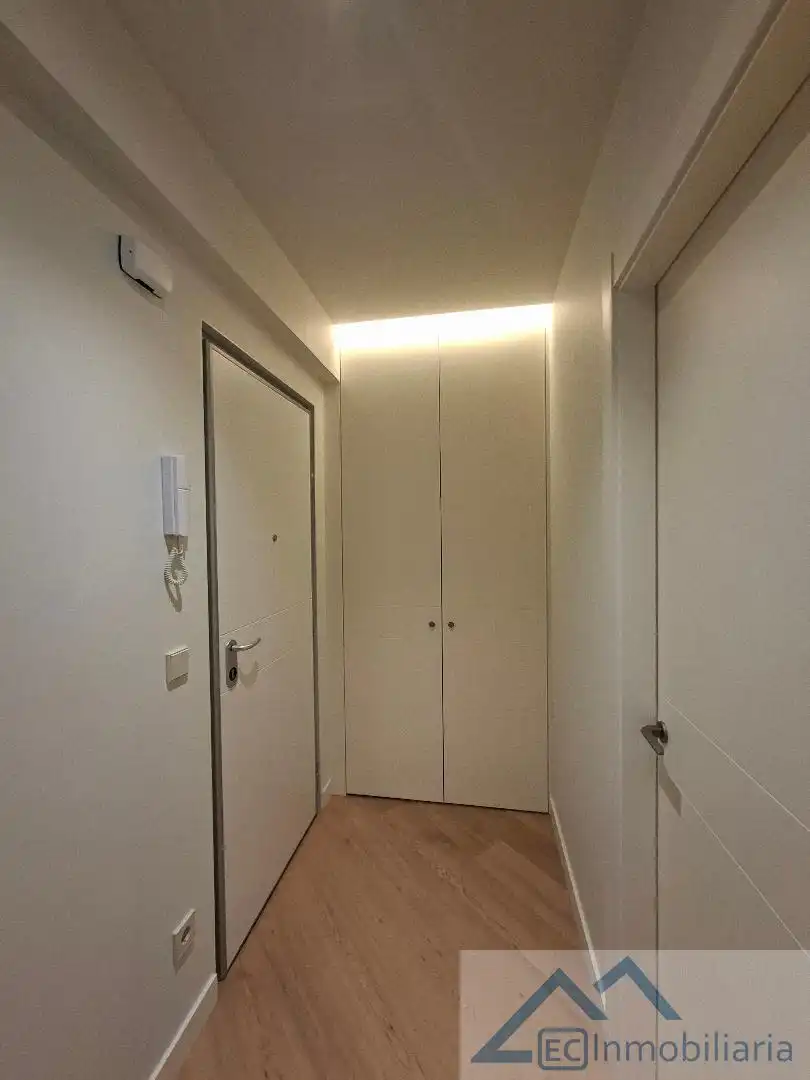 Piso en venta en Santander con Calefacción y Trastero