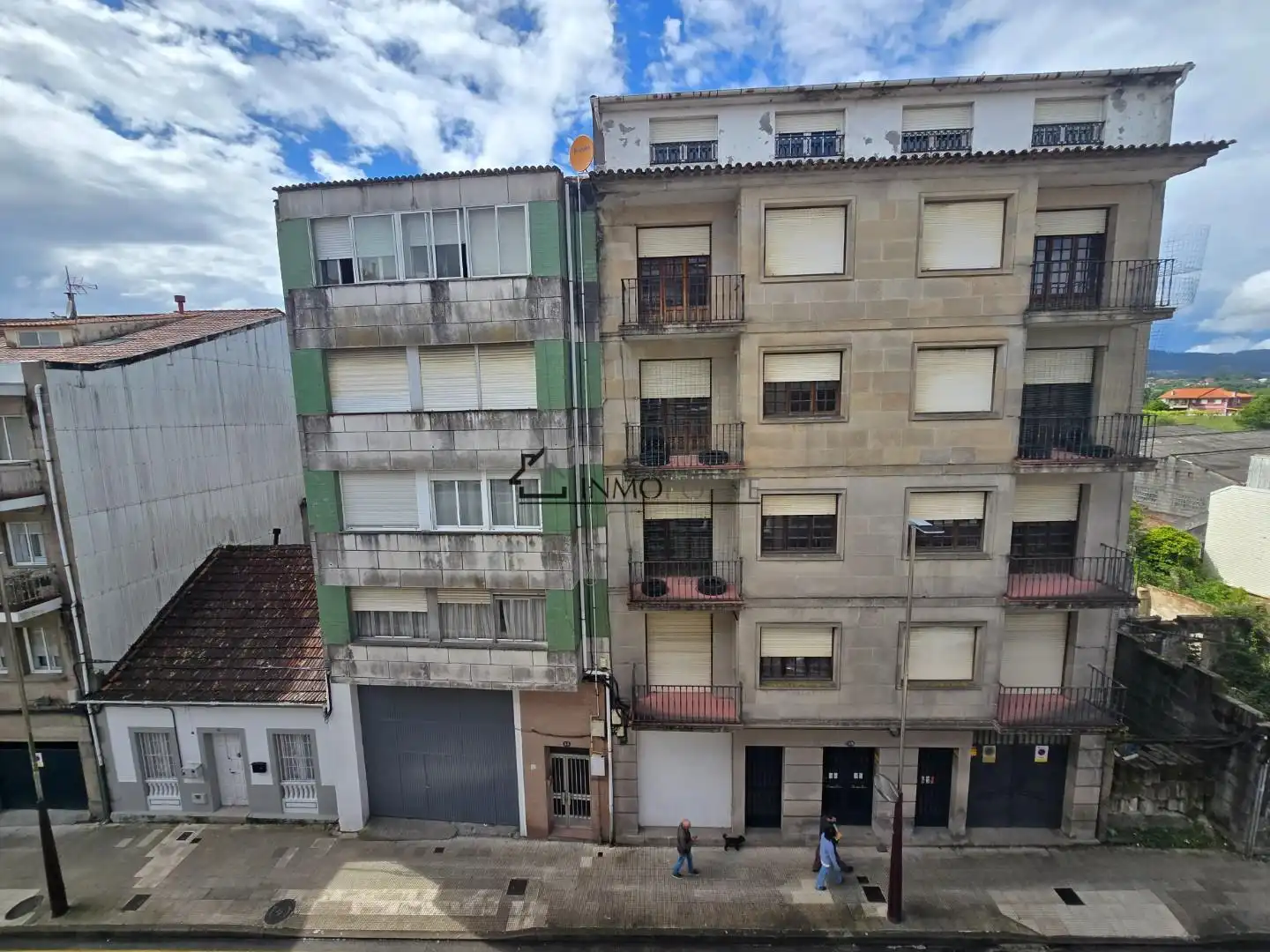 Vista exterior de Pis en venda en Pontevedra Capital  amb Calefacció i Traster