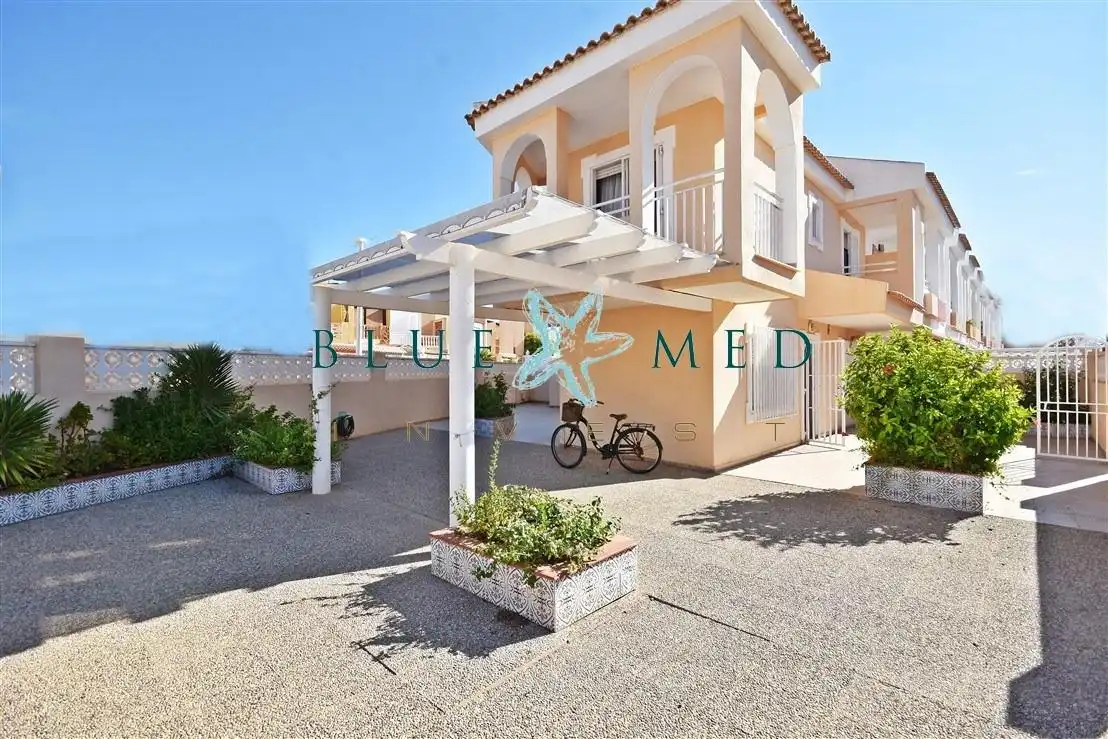 Vista exterior de Dúplex en venta en Mazarrón con Jardín privado, Terraza y Amueblado