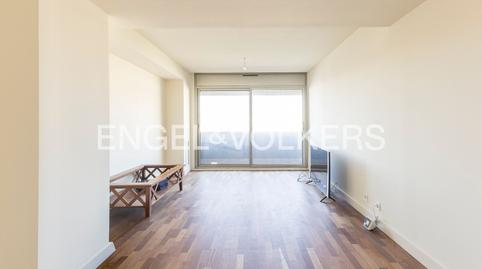 Foto 3 de Apartament en venda a Pubilla Cases, Barcelona