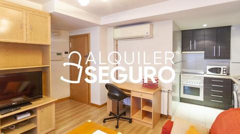 Foto 4 de Piso de alquiler en De las Margaritas, Berruguete, Madrid