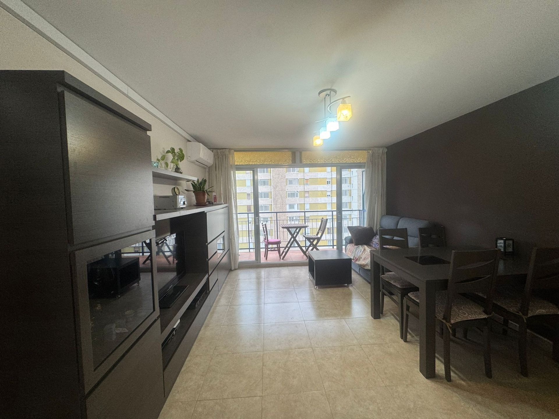 Living room of Flat for sale in L'Hospitalet de Llobregat  with Air Conditioner and Heating
