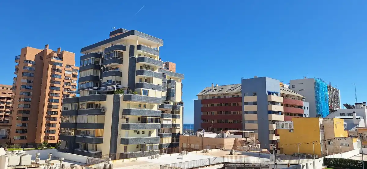 Exterior view of Apartments for sale in Fuengirola  with Terrace, Swimming Pool and Furnished