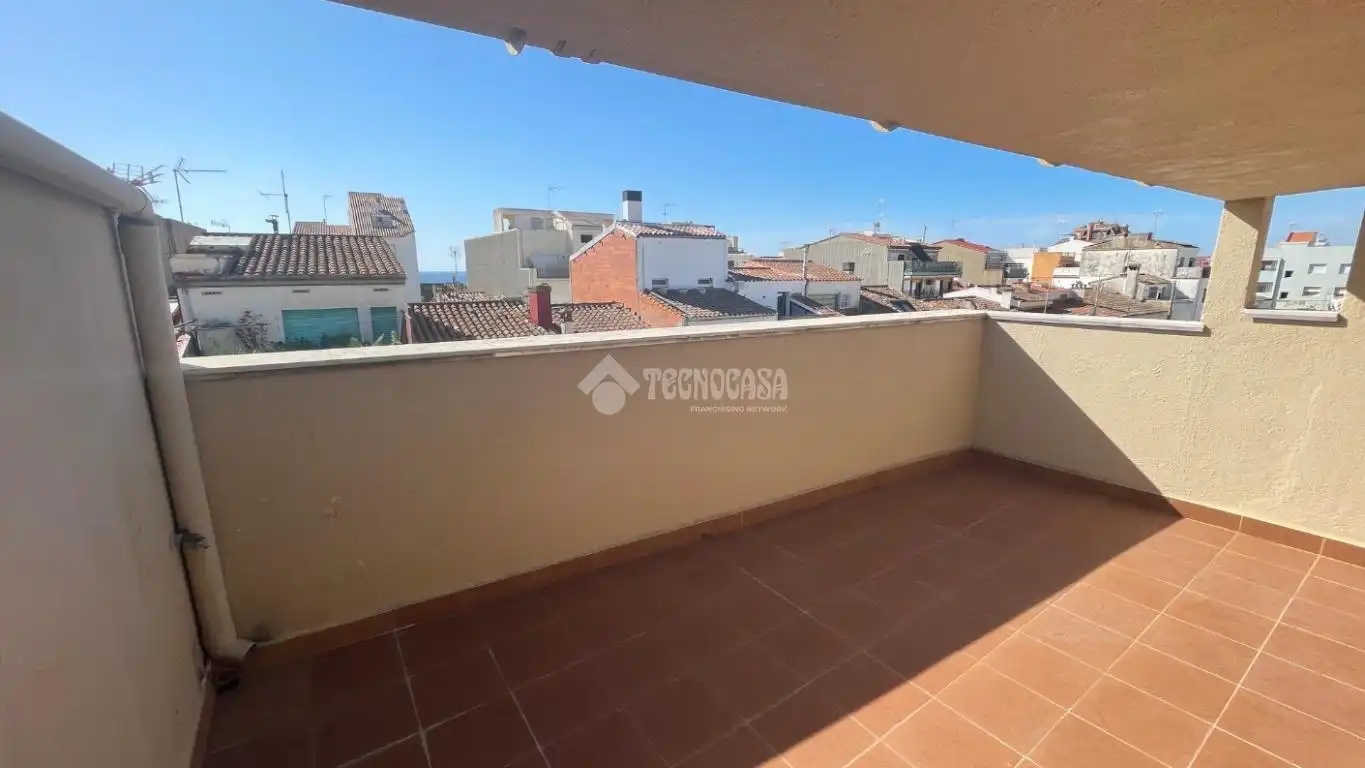 Balcony of Flat for sale in Centre  
