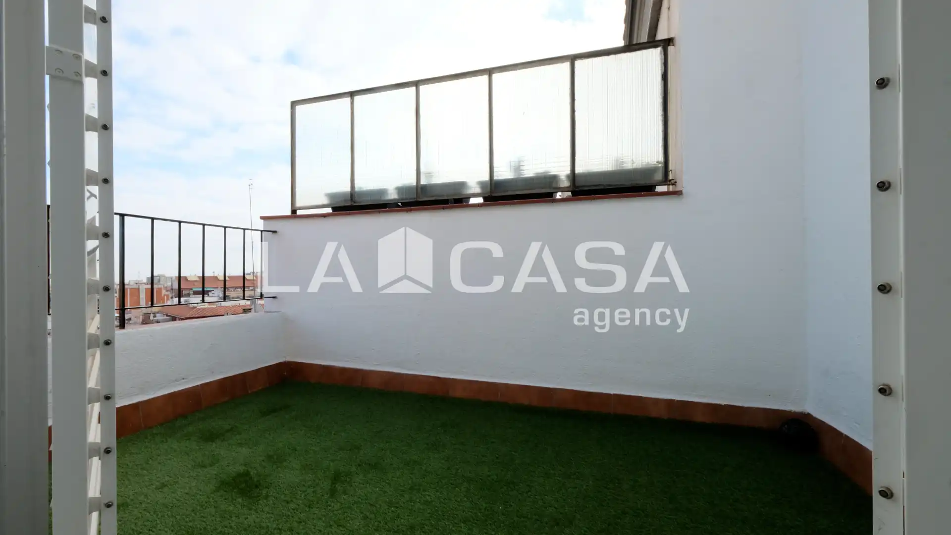 Terraza de Ático en venta en  Barcelona Capital con Parquet, Terraza y Horno