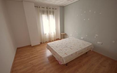 Bedroom of Flat for sale in  Valencia Capital  with Air Conditioner