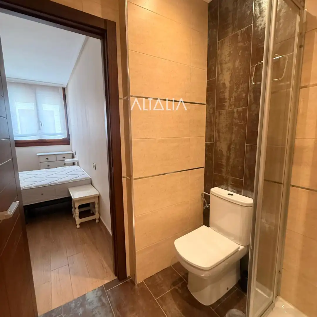 Bathroom of Flat for sale in Cuenca  with Heating, Terrace and Storage room