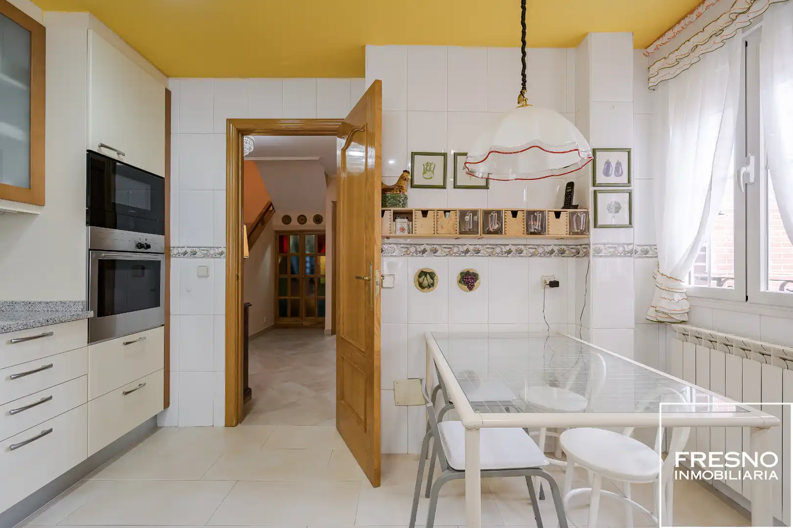 Kitchen of Detached homes for sale in Cobeña  with Air Conditioner, Heating and Private garden