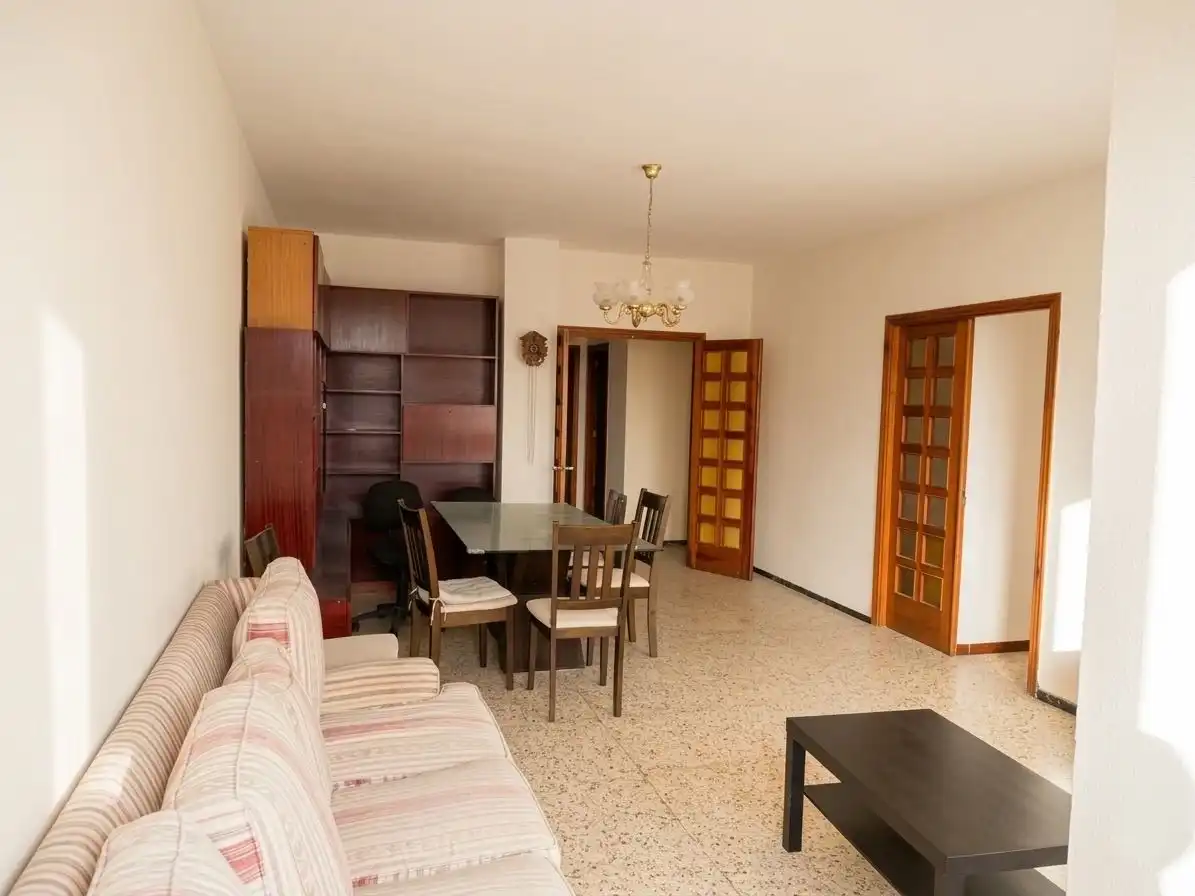Sala d'estar de Pis en venda en Las Palmas de Gran Canaria amb Calefacció, Terrassa i Traster