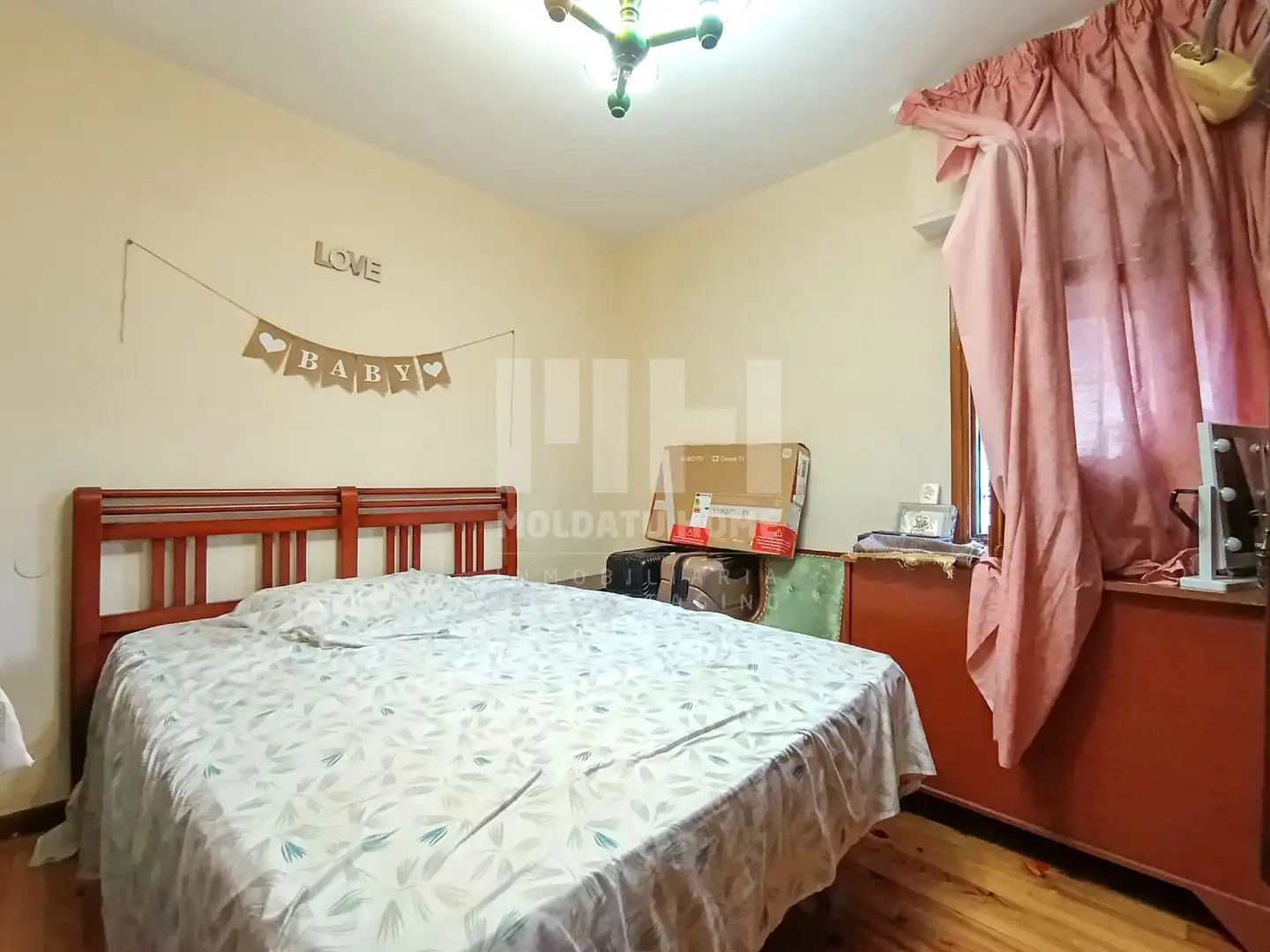 Schlafzimmer von Wohnung zum Verkauf in Irun  mit Heizung