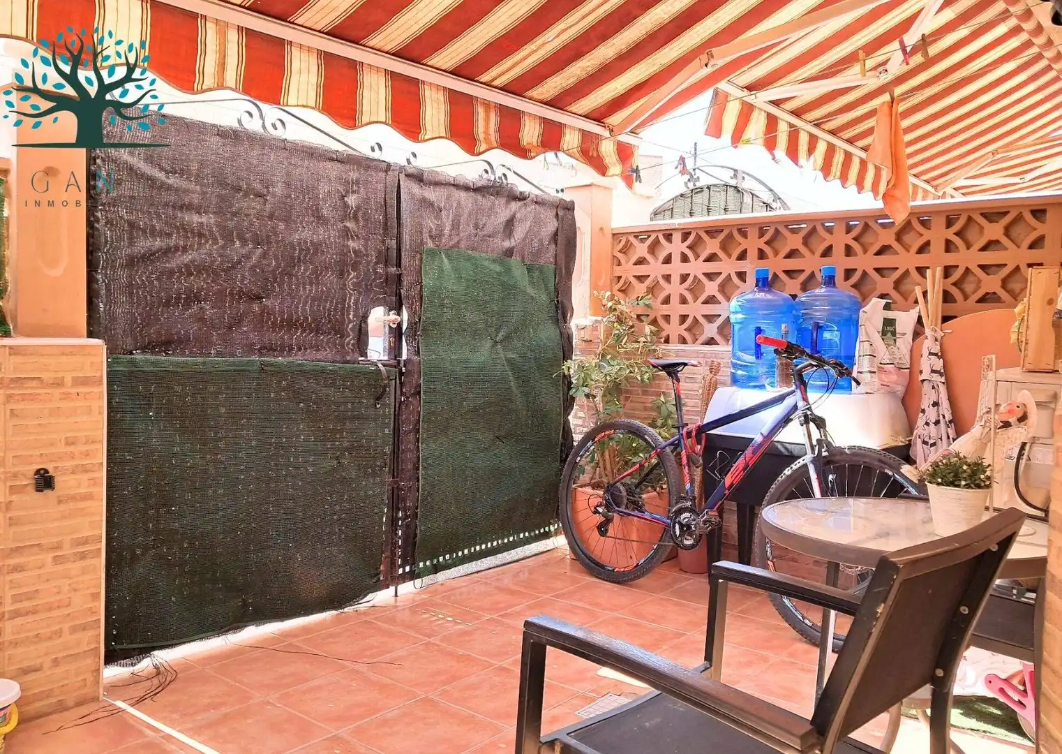 Terrasse von Maisonette zum Verkauf in Mazarrón mit Klimaanlage, Privatgarten und Terrasse