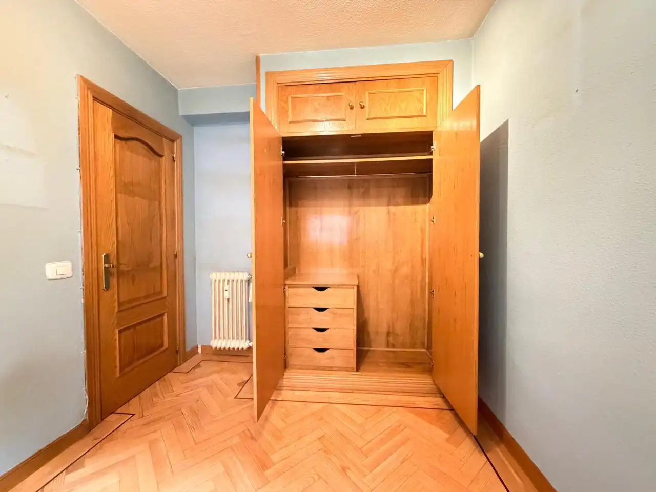 Habitación de Piso en venta en Madrid con Aire acondicionado, Calefacción y Terraza